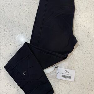 ZYIA Black Ribbed Premium Leggings